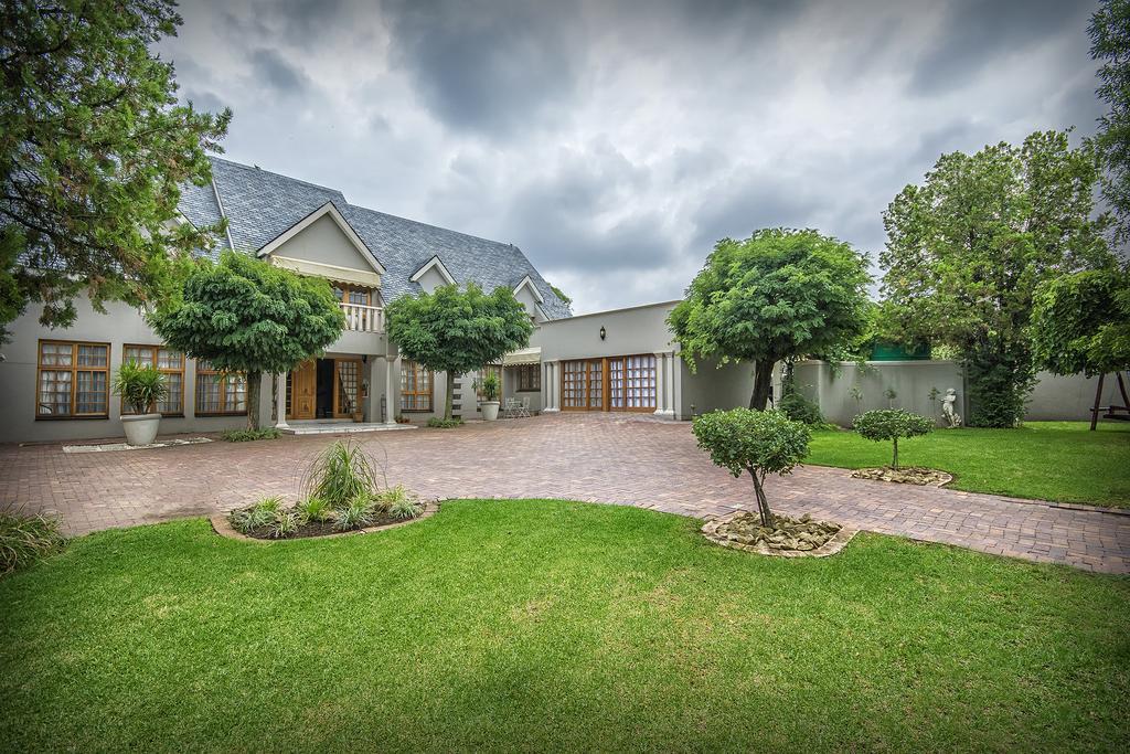 Sewende Hemel Hotel Kroonstad Exterior photo